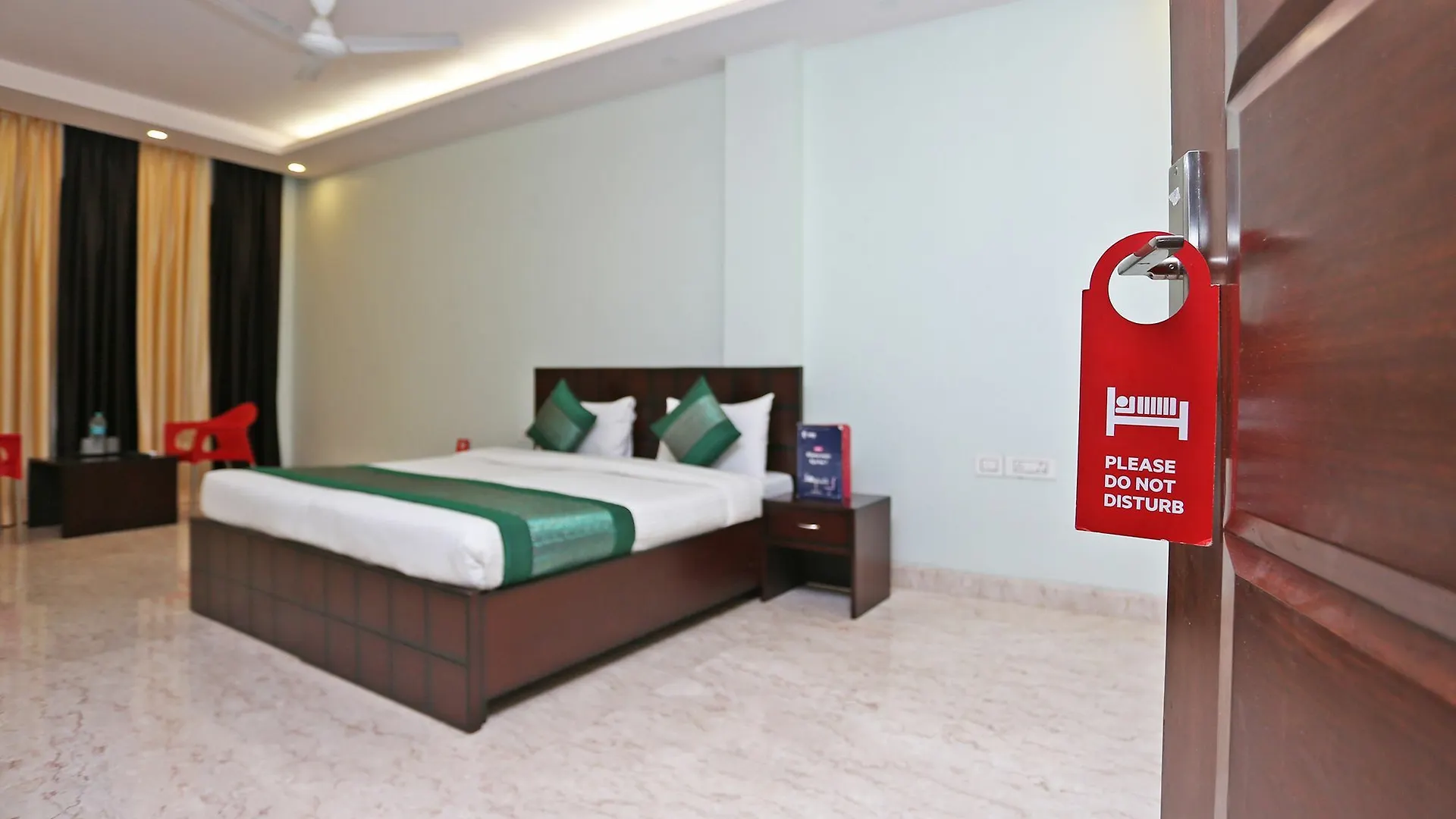Hotel Oyo 9664 Sector 48 à Gurgaon